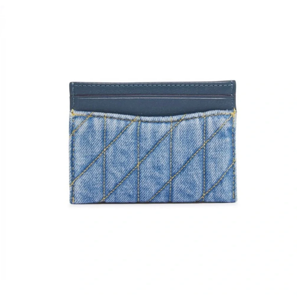 Coach Essential Card Case With Quilting